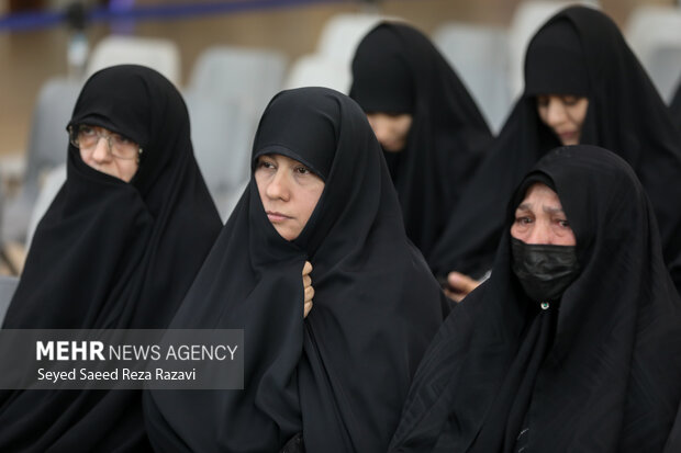 مراسم رونمایی از کتاب «حواسم هست»