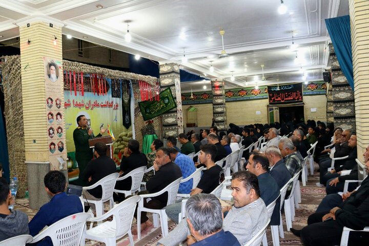 فرمانده سپاه دیّر: مادران شهدا معلم صبر و ایمان هستند