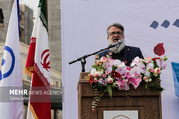 تشییع و تدفین شهید گمنام در دانشگاه فرهنگیان پردیس شهید بهشتی بندرعباس