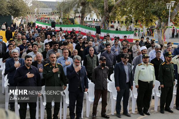 تشییع و تدفین شهید گمنام در دانشگاه فرهنگیان پردیس شهید بهشتی بندرعباس