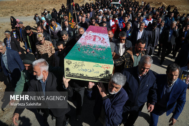 تشییع باشکوه شهید گمنام در روستای سورک