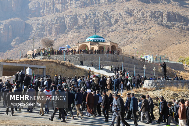 تشییع باشکوه شهید گمنام در روستای سورک