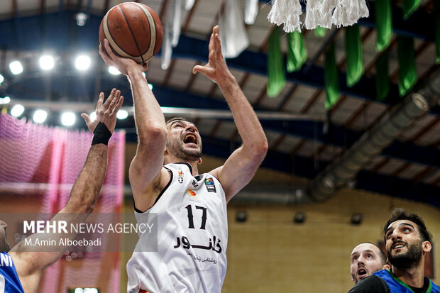 لیگ برتر بسکتبال ؛ گلنور اصفهان و نفت و گاز زاگرس