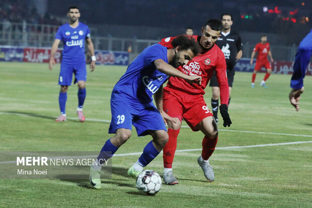 لیگ برتر فوتبال - تراکتور و استقلال خوزستان