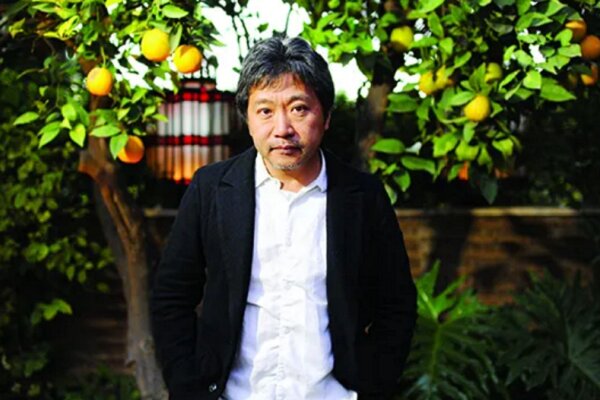 فيلم،نگاه،گذشته،اقتباس،نسخه،مانگا،ژاپن،عنوان،خالق