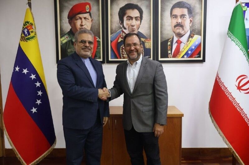 Caracas, Tehran to continue supporting peace diplomacy