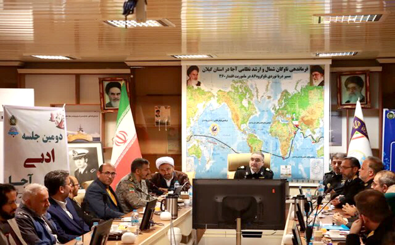 دریادار بمانی: شعر رساترین نوع گفتمان است؛ باید رسانه شهدا باشیم دریادار بمانی: شعر رساترین نوع گفتمان است؛ باید رسانه شهدا باشیم