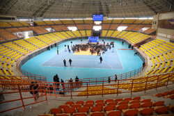 عملیات اجرایی ساخت ورزشگاه سرپوشیده بناب آغاز شد