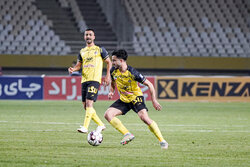 قهرمانی نیم‌فصل نصیب سپاهانی‌ها شد