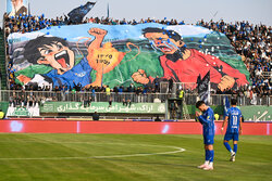 استقلال به یک قدمی پرسپولیس رسید/ صعود یک پله‌ای تراکتور + جدول