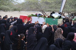 پیکر شهیدان مدافعان امنیت در شوشتر تشییع شد