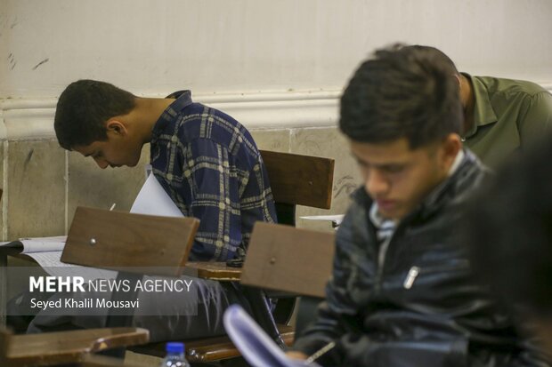 برگزاری آزمون استخدامی دانشگاه افسری ارتش در اهواز