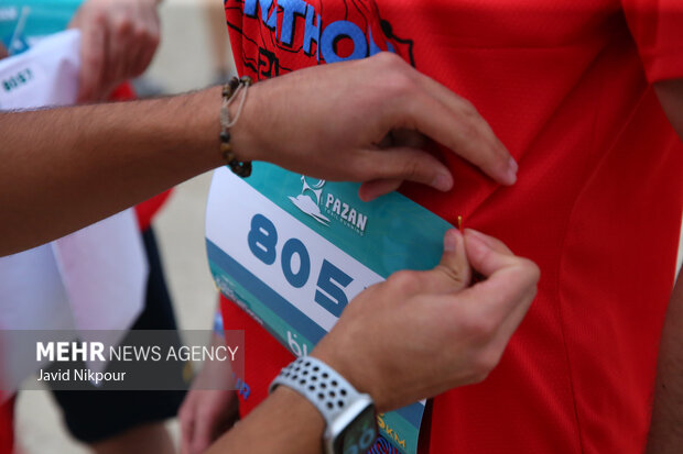 مسابقه دوی ماراتن پنج هزار نفری کیش