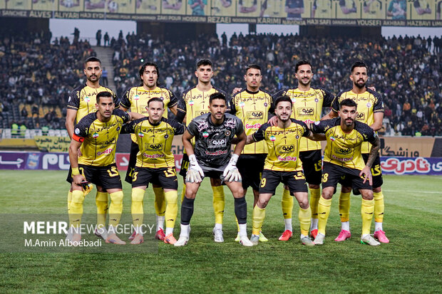 لیگ برتر فوتبال ؛ سپاهان و فجر سپاسی