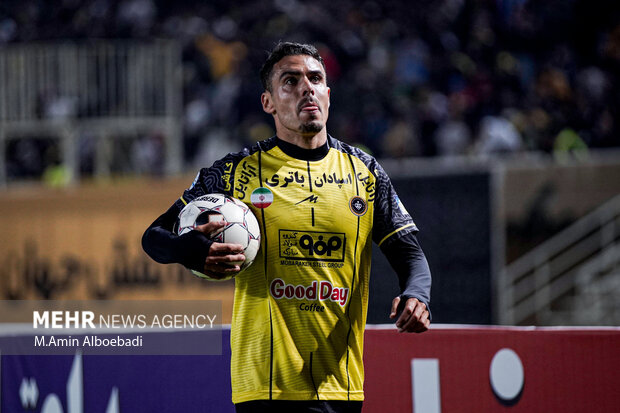 لیگ برتر فوتبال ؛ سپاهان و فجر سپاسی