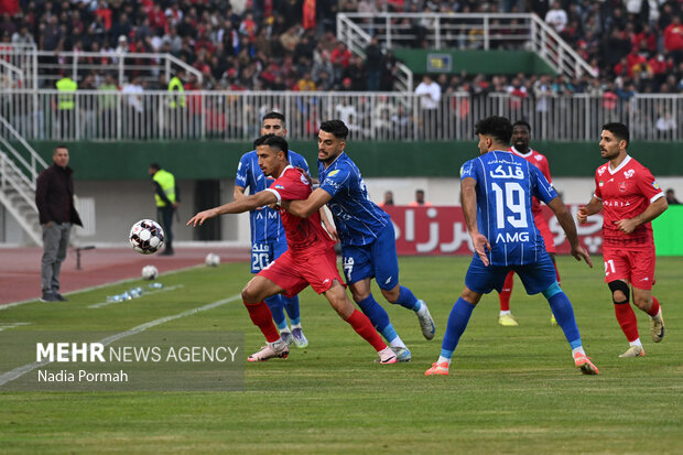 لیگ برتر فوتبال – پرسپولیس و استقلال لیگ برتر فوتبال – پرسپولیس و استقلال