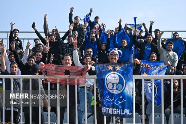 <a href='https://sayeb.ir/tag/%d8%af%d8%b1%d8%a8%db%8c-106'></div>دربی 106</a>