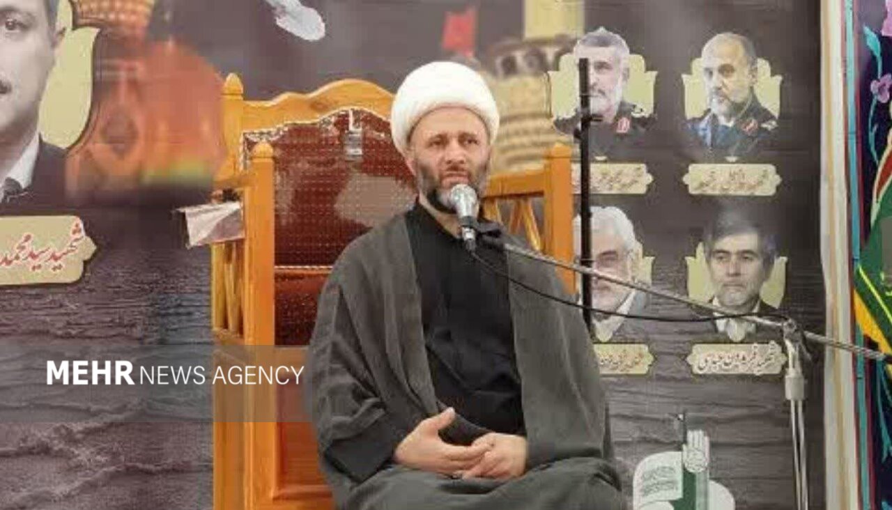 اختردانش: حضرت امالبنین(س) الگوی بی بدیل تربیت نسل ولایتمدار است اختردانش: حضرت امالبنین(س) الگوی بی بدیل تربیت نسل ولایتمدار است