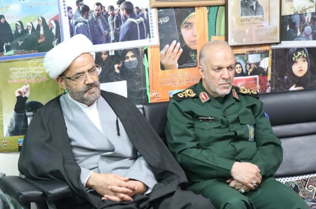 سردار فدا: صبر مادران شهدا کمتر از شهادت نیست سردار فدا: صبر مادران شهدا کمتر از شهادت نیست