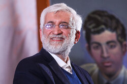 جلیلی: گفتگوی مستقیم با دانشجویان نگاه‌ها را به هم نزدیک می‌کند