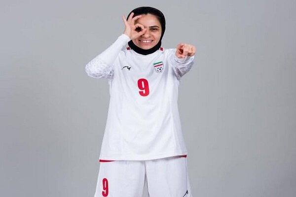 ملیپوش فوتسال زنان ایران راهی عمان شد