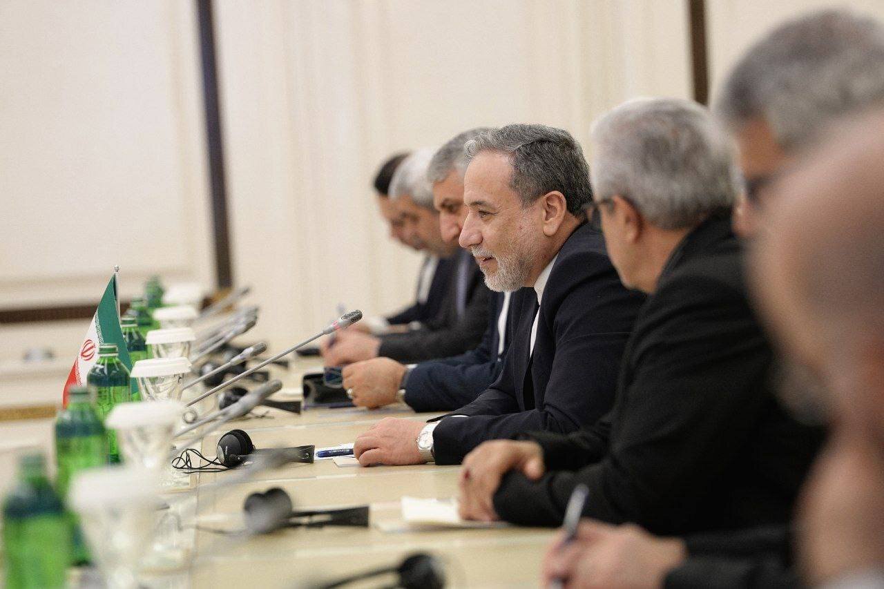 وزير الخارجية الايراني يلتقي رئيسة البرلمان الاذربيجاني