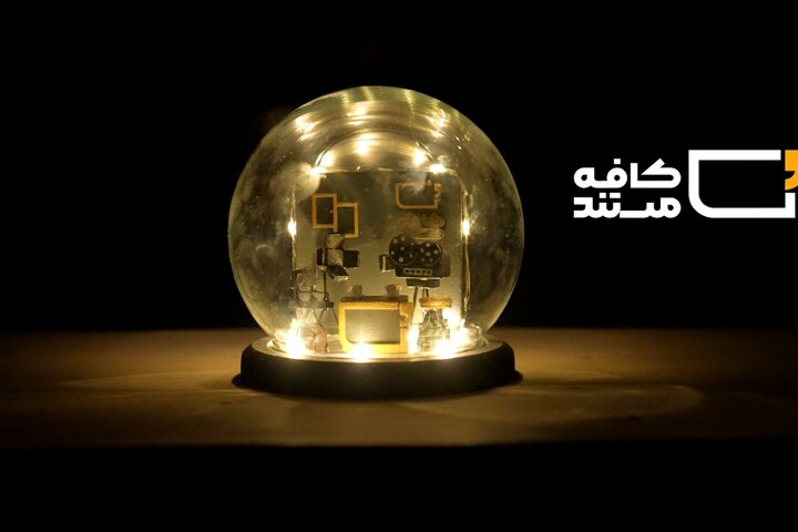 مستندسازانی که ازحضور در تلویزیون ترس دارند؛ تیزری شبیه به «بازی مرکب» مستندسازانی که ازحضور در تلویزیون ترس دارند؛ تیزری شبیه به «بازی مرکب»