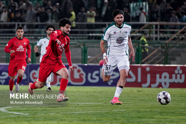 لیگ برتر فوتبال ؛ ذوب آهن تراکتور