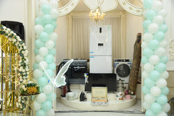 ۶۱ سری جهیزیه به نوعروسان کمیته امداد قشم اهدا شد