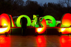 سینماحقیقت برخلاف وعده آنلاین نشد؛ رویارویی آریل دورفمان و جعفر پناهی