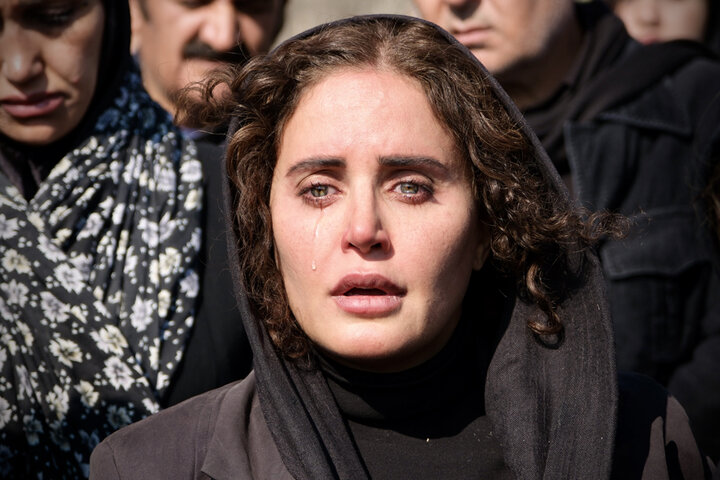 «عروس چشمه» جایگزین فیلم امیرشهاب رضویان شد «عروس چشمه» جایگزین فیلم امیرشهاب رضویان شد