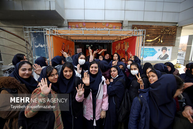 «زمان ما اینطور نبود» برای نوجوان امروز جواب نمیدهد «زمان ما اینطور نبود» برای نوجوان امروز جواب نمیدهد