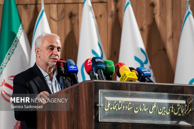 تجلیل از مادران و همسران شهدای جنگ ۱۲ روزه