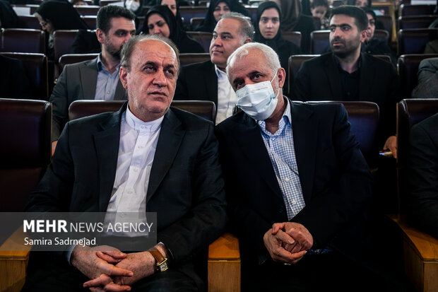 تجلیل از مادران و همسران شهدای جنگ ۱۲ روزه