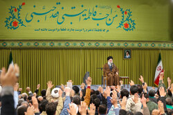 Ayetullah Hamaney Ehlibeyt (s.a) mersiyehanlarını kabul etti