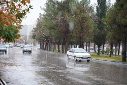 پرویزیان: رانندگان در روزهای بارانی با سرعت مطمئنه حرکت کنند