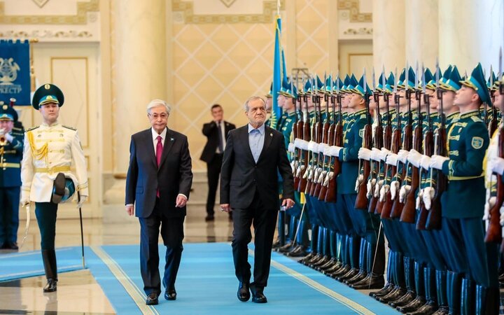 VIDEO: Pres. Pezeshkian welcomed by his Kazakh counterpart