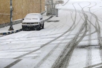 صابری: آغاز بارش ها از روز جمعه در آذربایجان غربی؛ دما کاهش می یابد