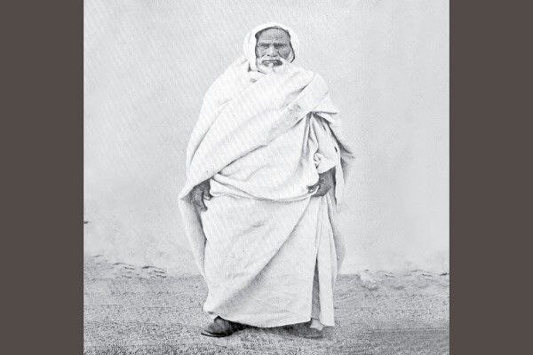 یادی از مبارزات مجاهدان جهان اسلام علیه استعمارگرانغربی یادی از مبارزات مجاهدان جهان اسلام علیه استعمارگرانغربی