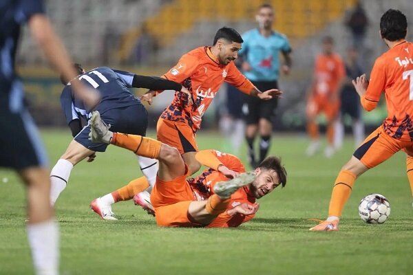 سایپا از کورس مدعیان عقب نماند/ داماش همچنان در قعر جدول سایپا از کورس مدعیان عقب نماند/ داماش همچنان در قعر جدول