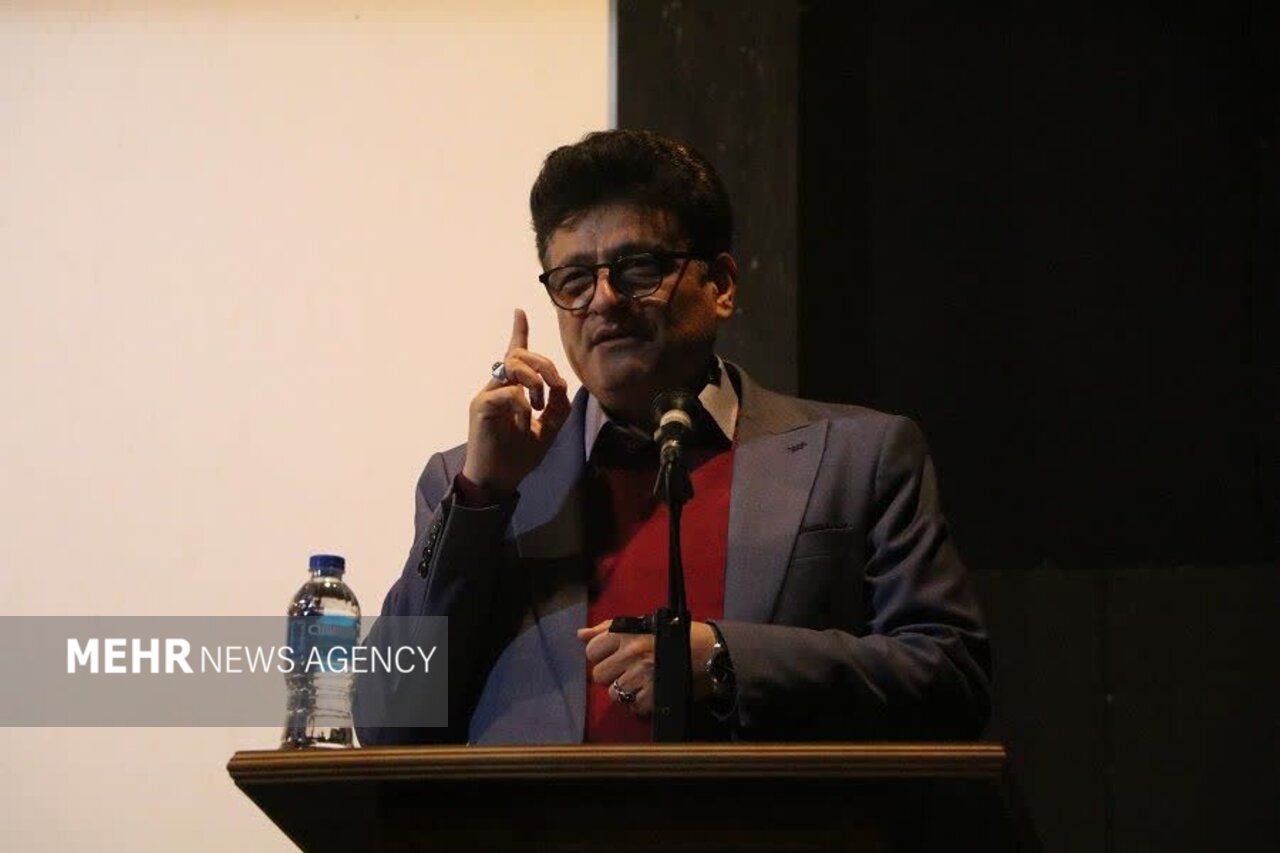 معصومی: علم روشن‌ کننده مسیر زندگی جوانان است