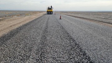 عبداللهی: ٨٠٠ کیلومتر از راه های روستایی کرمان در حال آسفالت هستند