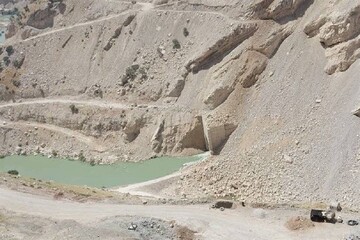 توقف ساخت سد ماندگان در دامنه کوه دنا