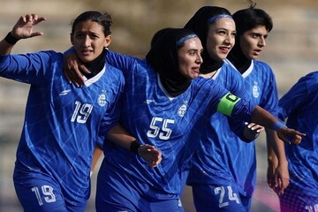 نماینده رشت مغلوب زنان استقلال شد