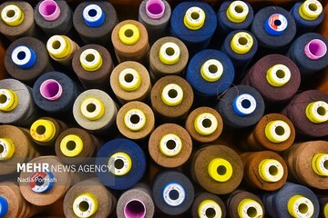 کمبود دسترسی به محصولات پتروشیمی؛ رقابت نابرابر نساجی ایران با رقبا