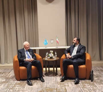 غريب آبادي يلتقي نائب الأمين العام للأمم المتحدة في الرياض