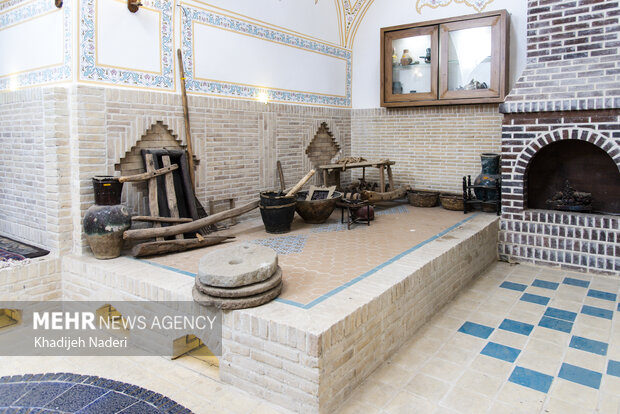 حمام تاریخی و موزه مردم شناسی حسن رباط اصفهان