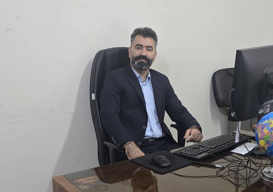 انتخاب عضو بسیج کشاورزی سپاه فتح به عنوان سردبیر مجله ای در سوئیس انتخاب عضو بسیج کشاورزی سپاه فتح به عنوان سردبیر مجله ای در سوئیس