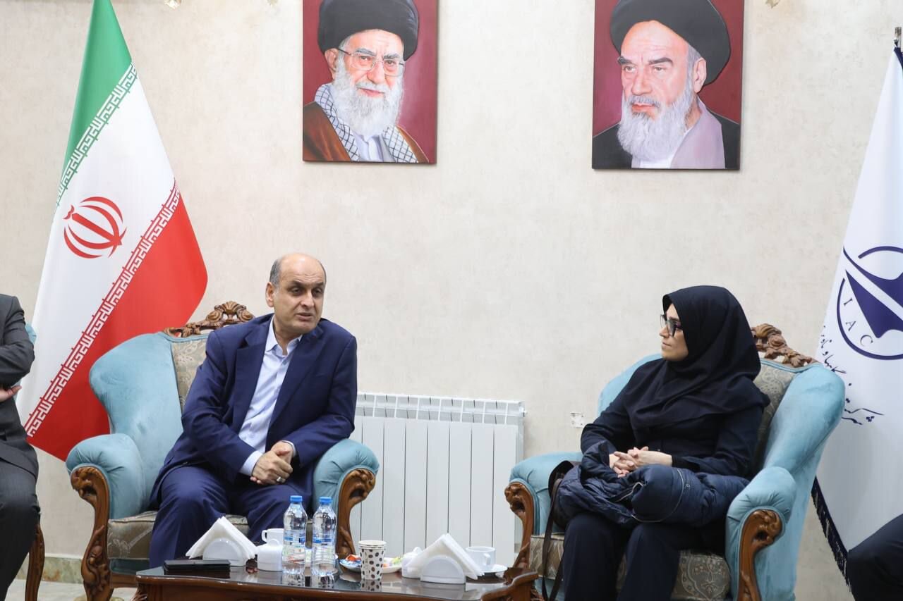 حق شناس: توسعه فرودگاه سردار جنگل رشت ضرورتی فراتر از نیاز استانی است حق شناس: توسعه فرودگاه سردار جنگل رشت ضرورتی فراتر از نیاز استانی است