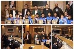 تجلیل از استعدادهای فوتبالی نونهالان در باغستان با حضور مسئولان شهری